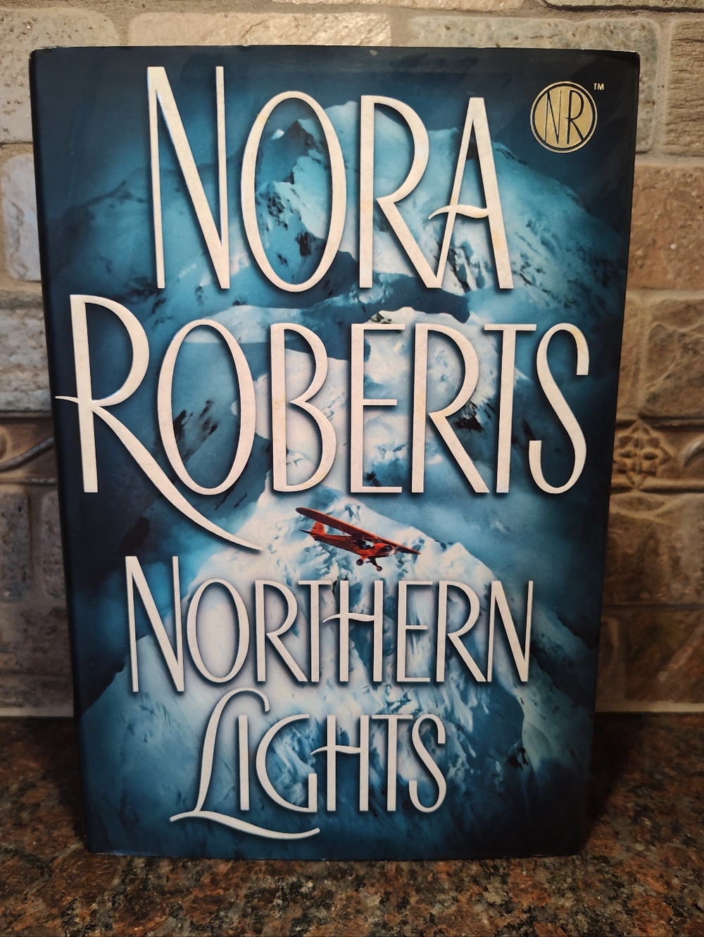 Nora Roberts- Northern Lights Hardcover Book